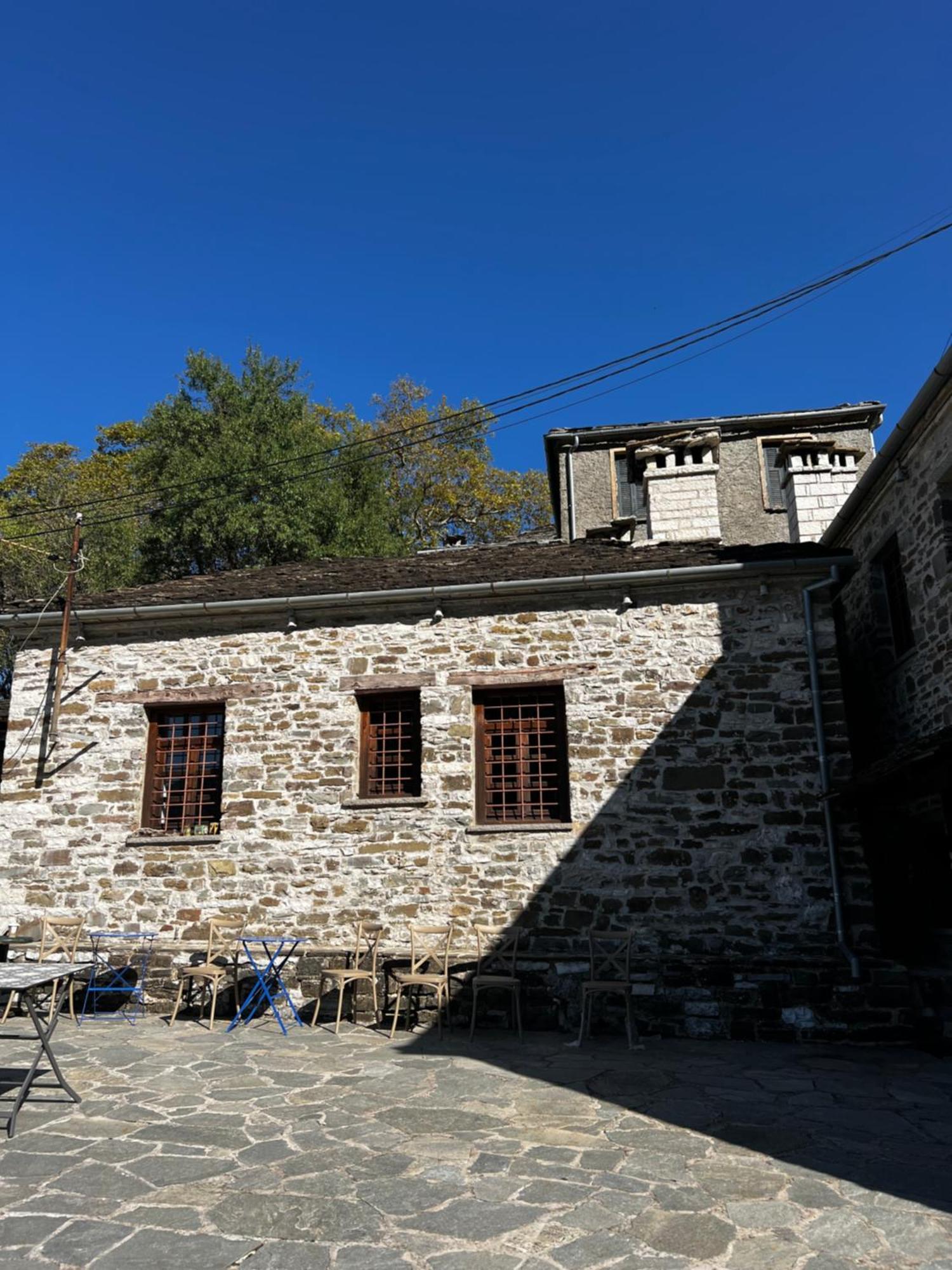 Ikojenia Traditional Lodge Papingo Extérieur photo